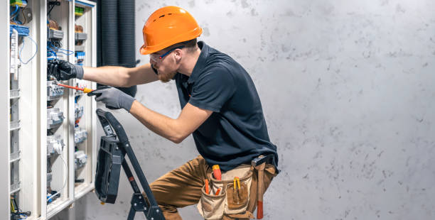Best Emergency Electrician Near Me  in Delavan, IL
